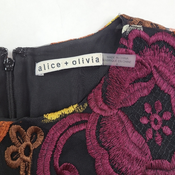 Alice + Olivia Dresses Alice Olivia Embroidered Nat Sheath Midi